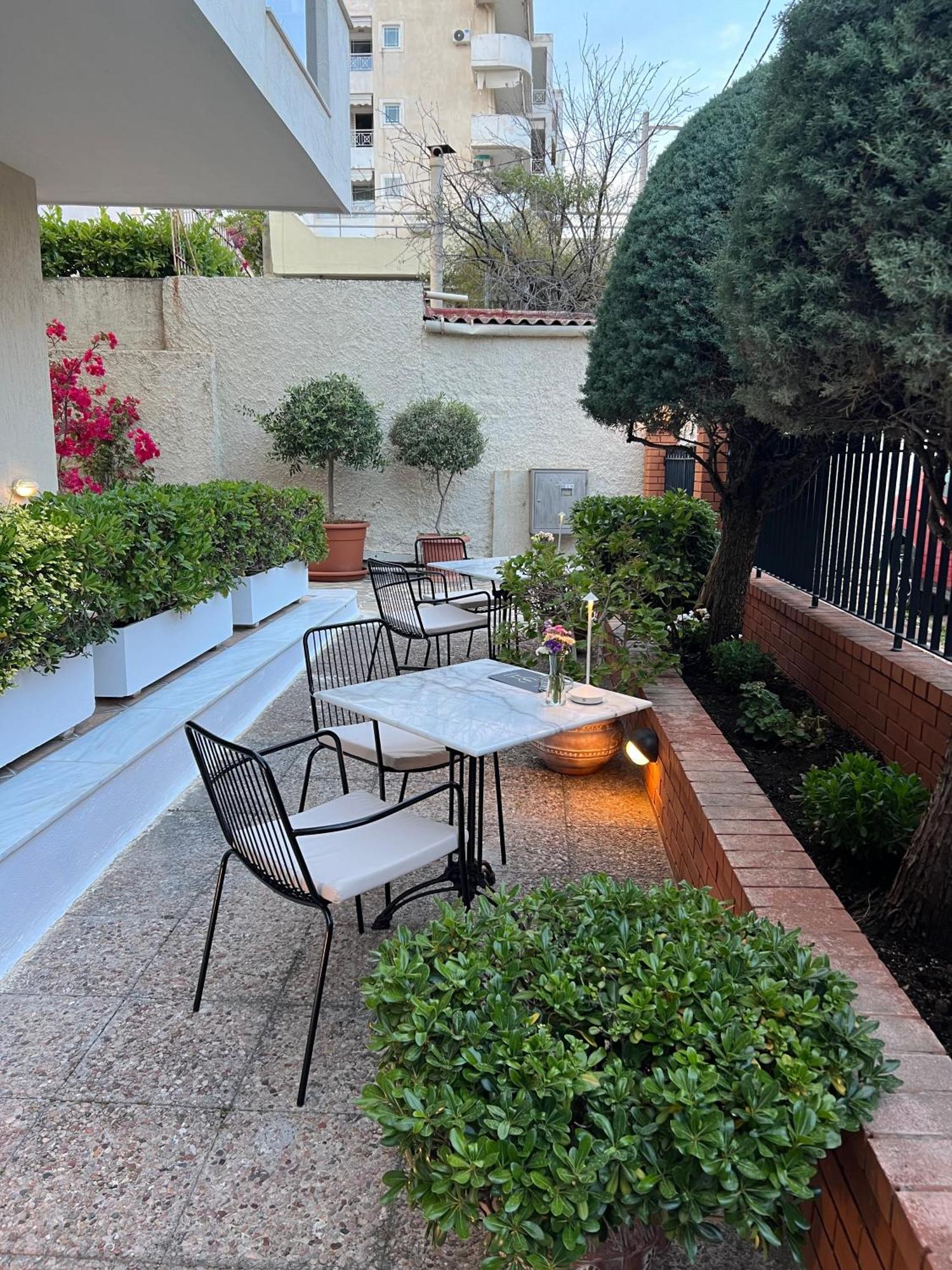 Hotel Maroussi Athens Exterior photo
